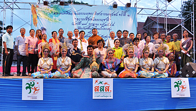 ตลาดนัดศิลปวัฒนธรรม ก่อพื้นที่สร้างสรรค์ ดึงชุมชนถ่ายทอดภูมิปัญญา