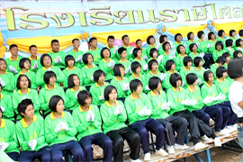 ทต.เมืองคง ขานรับพ่อเมืองดอกลำดวน จัดแข่งเรือปลอดเหล้า