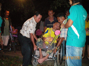 จิตอาสาดูแลคนพิการ