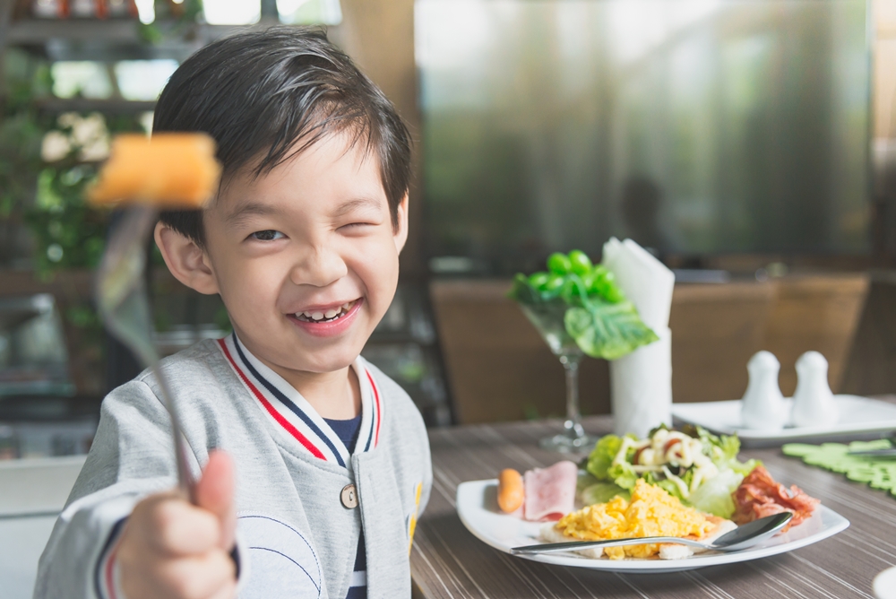 \'ฝึกกินอย่างมีสติ เพื่อสุขภาพที่สตรอง\' thaihealth