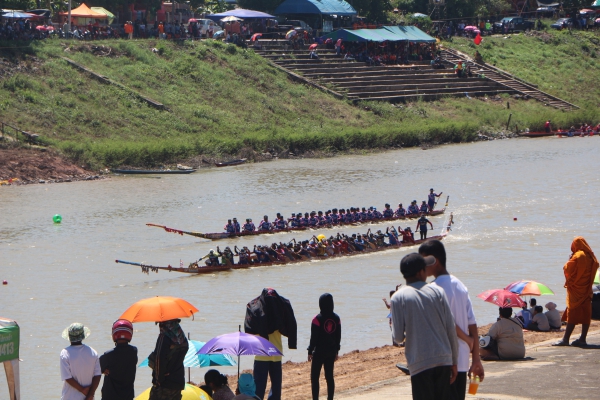 สีสันนักพากย์แข่งขันเรือยาว 'รุ่นจิ๋ว' ลีลาเด็ด thaihealth